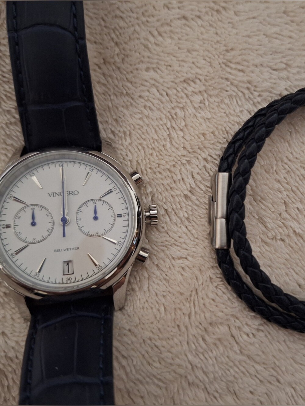 Men's VINCERO "BELLWETHER" White Dial/ Blue BandChronograph 38mm Watch-